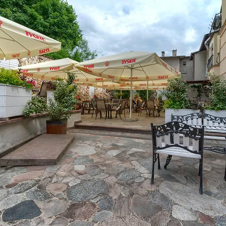 Hotel apartamentowy Palladium