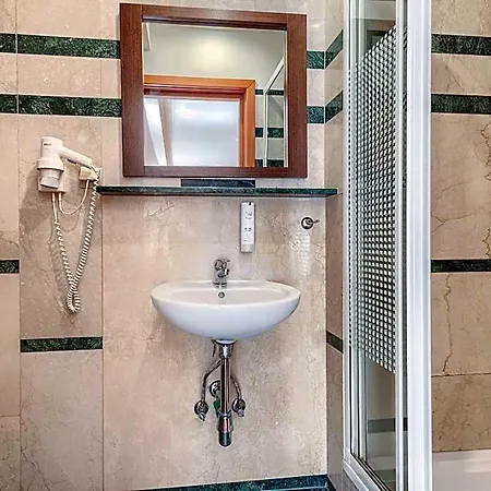 Hotel apartamentowy Palladium