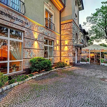 Hotel apartamentowy Palladium