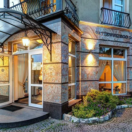 Palladium Hotel apartamentowy 3*