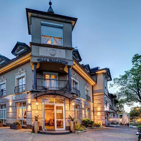 Palladium Hotel apartamentowy 3*