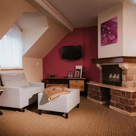 Palladium Couette-café 3*